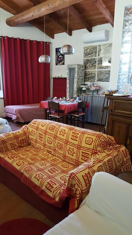 La Torretta - Cerreto Grue Bed & Breakfast Sarezzano Екстериор снимка